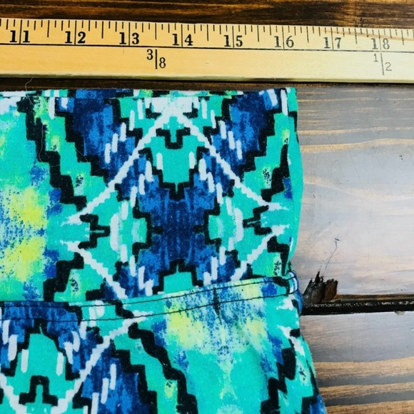 Vibrant Pattern Pants‎ - Picture 5 of 9